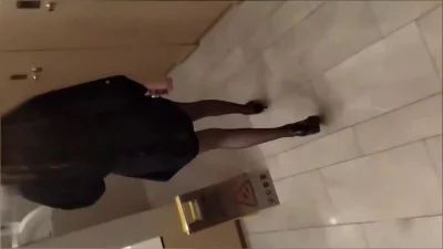 约炮高尔夫兼职陪练，蜜桃臀学生妹